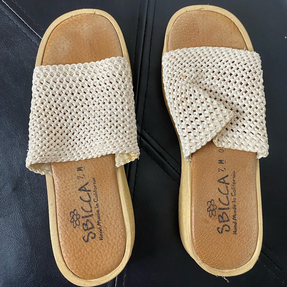 BOHO Sbicca Women's Tan Woven Slide Sandals